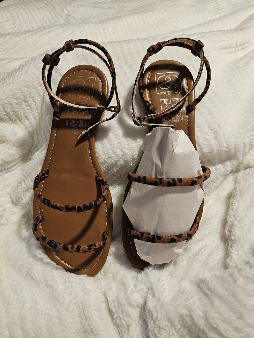 Everglades Linda-1 Leopard Print Strappy Flat Sandals Size 40 (US 9)